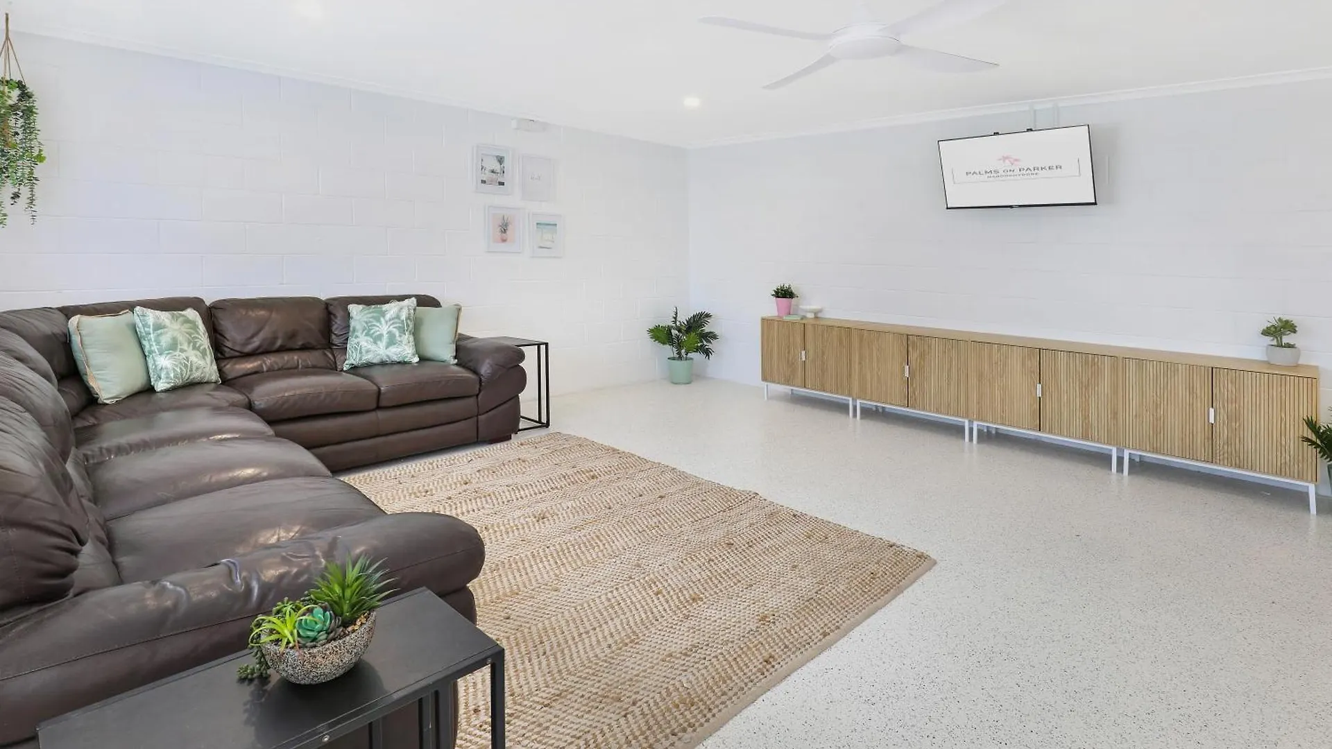 Palms On Parker Backpackers Hostel Maroochydore Australia