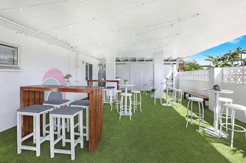 Palms On Parker Backpackers Hostel Maroochydore Australia
