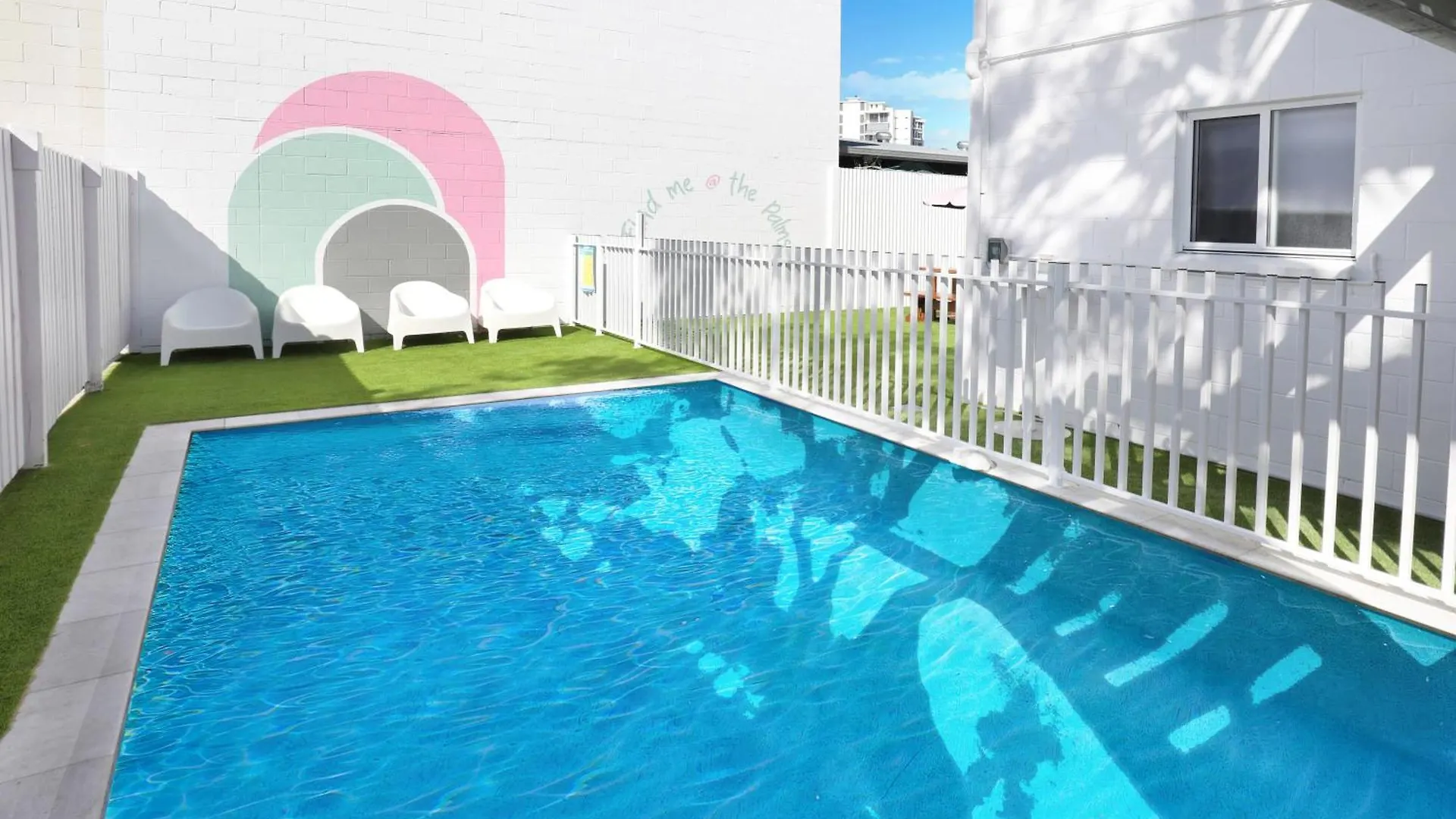 Palms On Parker Backpackers Hostel Maroochydore